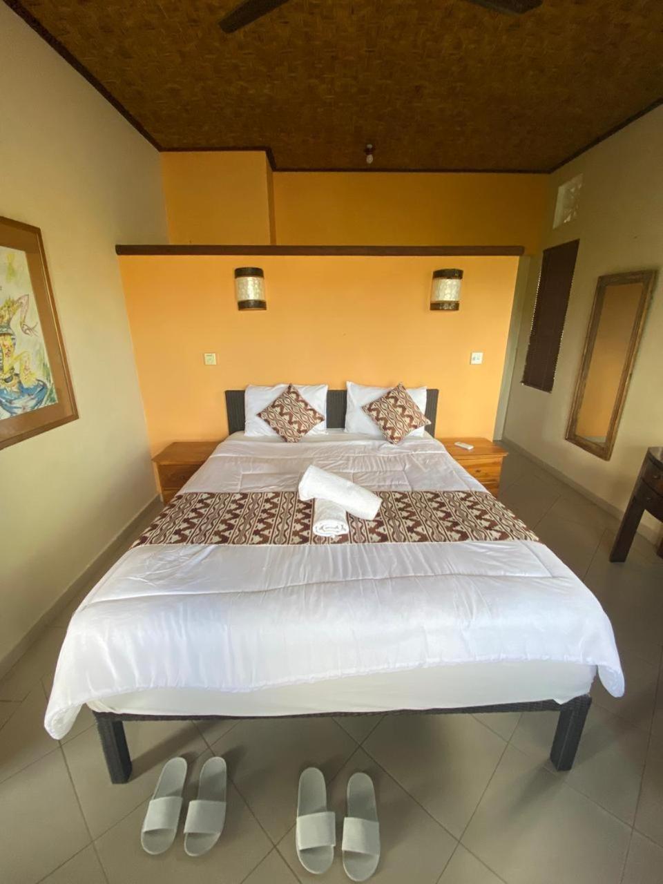 Dukuh Village Villas & Art Тегаллаланг Номер фото