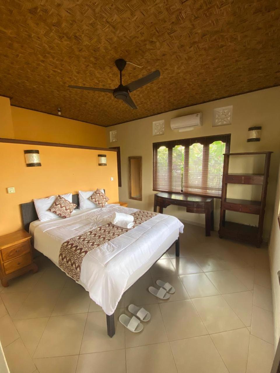 Dukuh Village Villas & Art Тегаллаланг Номер фото